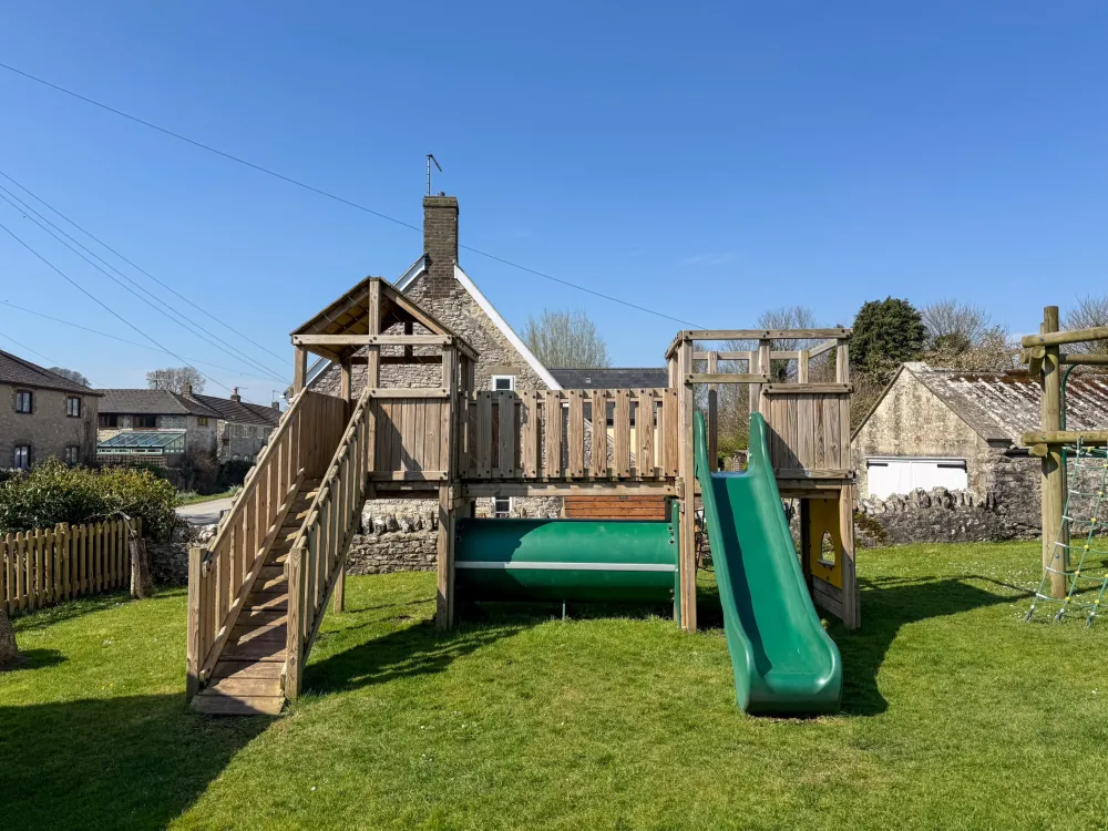 Winterbourne St Martin image